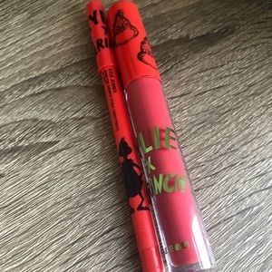 Kylie x The Grinch Lip Kit
